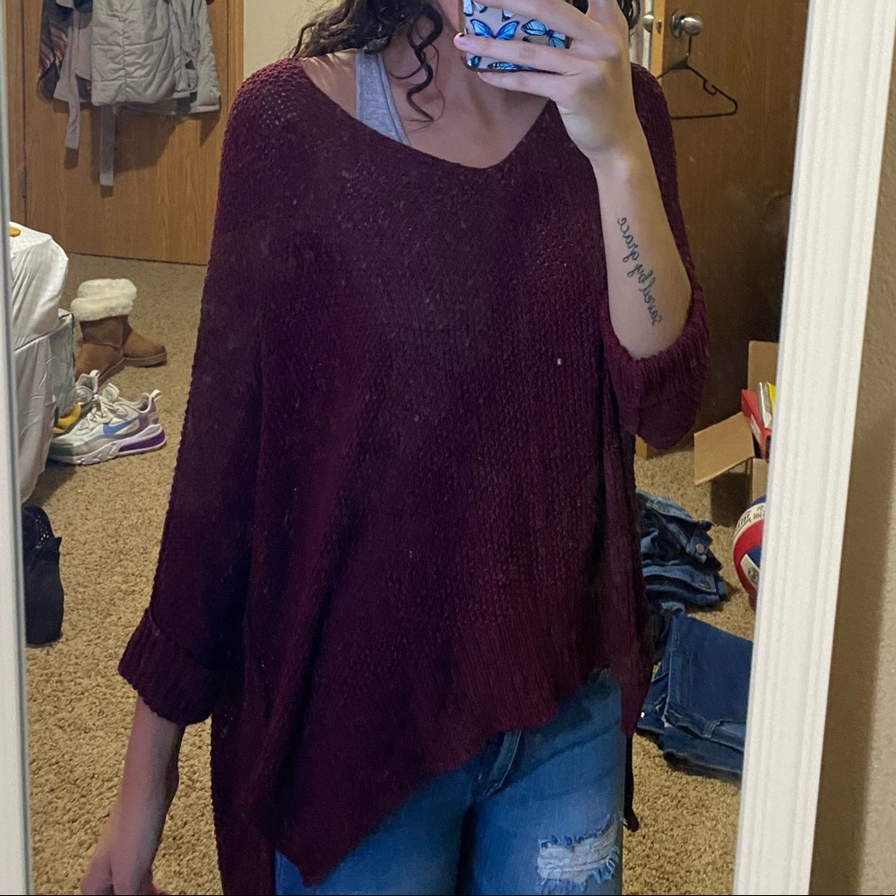 Maroon sweater